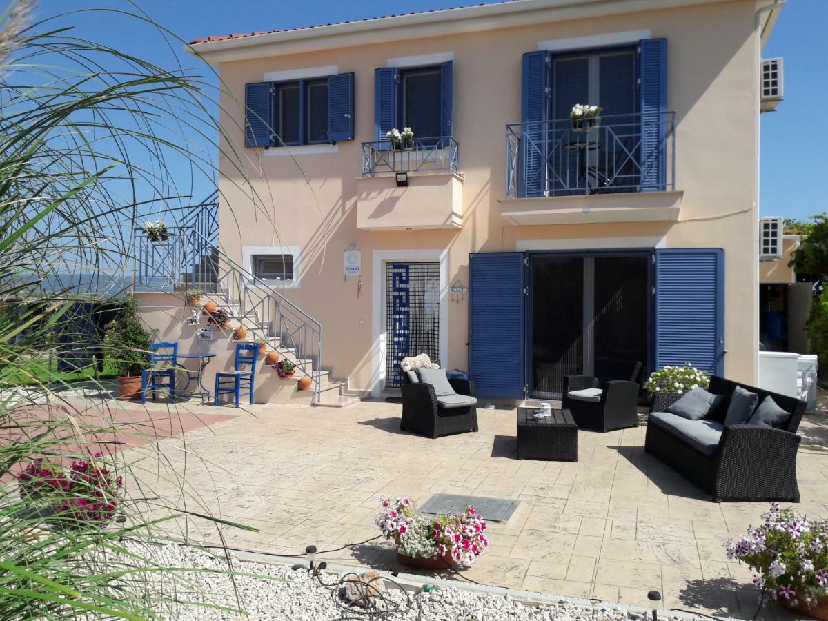 Villa Finiki Messinia Upstairs מראה חיצוני תמונה